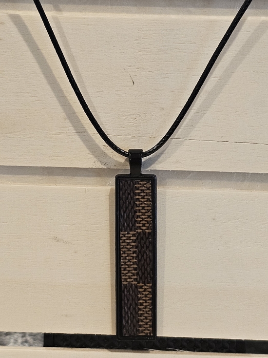Louis Vuitton Accessories - Louis Vuitton Piece In Pendant On 20" Necklace